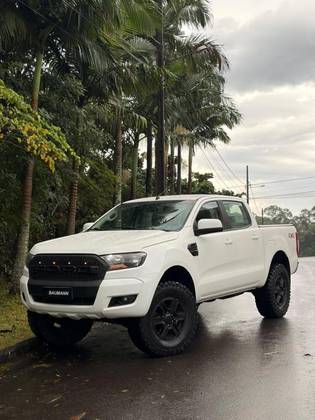 FORD RANGER 2.2 XLS 4X4 CD 16V DIESEL 4P MANUAL FORD RANGER 2.2 XLS 4X4 CD 16V DIESEL 4P MANUAL